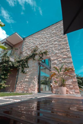 Escape by Form Villa Olea